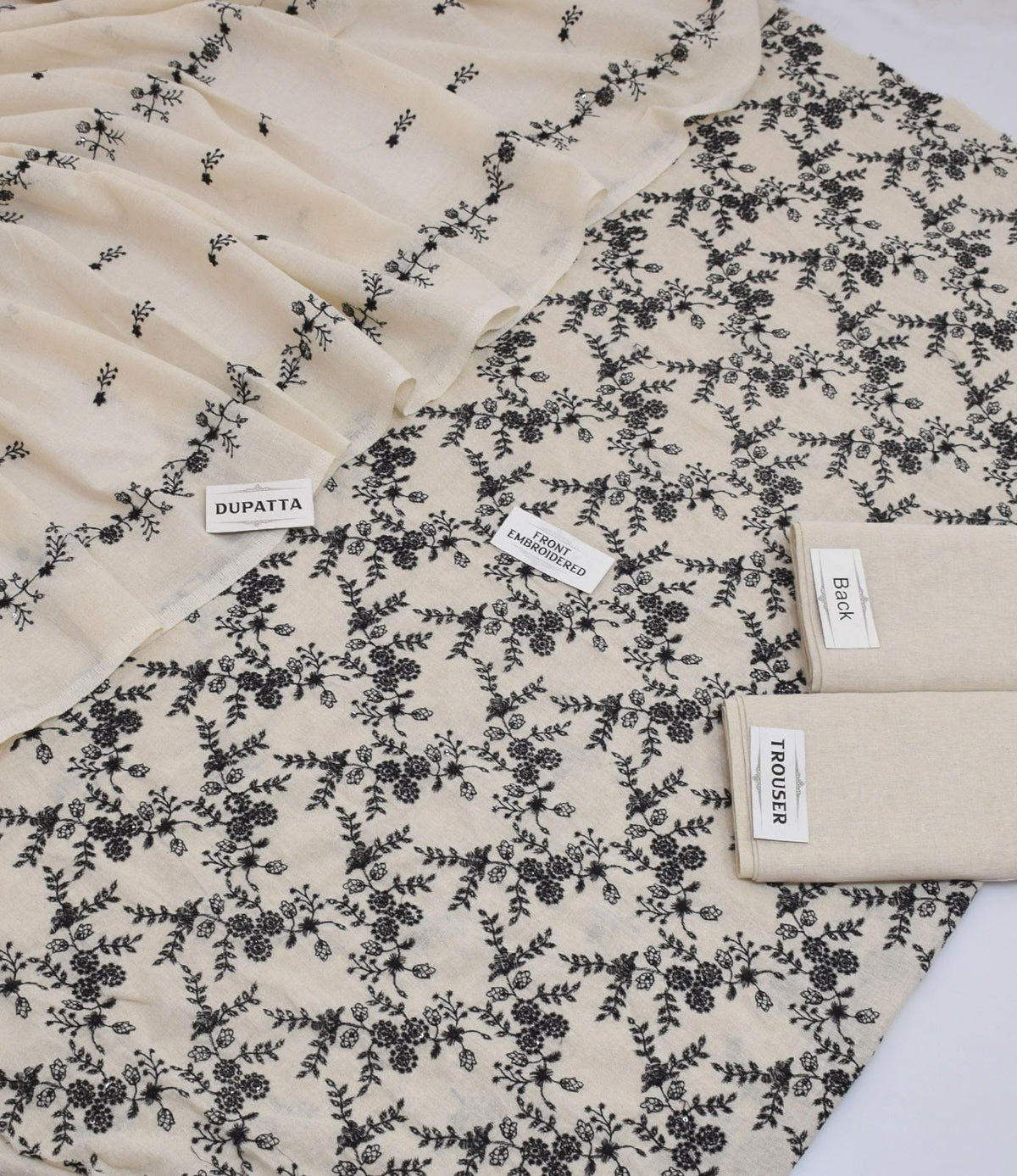 Breeze Brand Khadee Khaddar Embroidered 3-Piece Suit