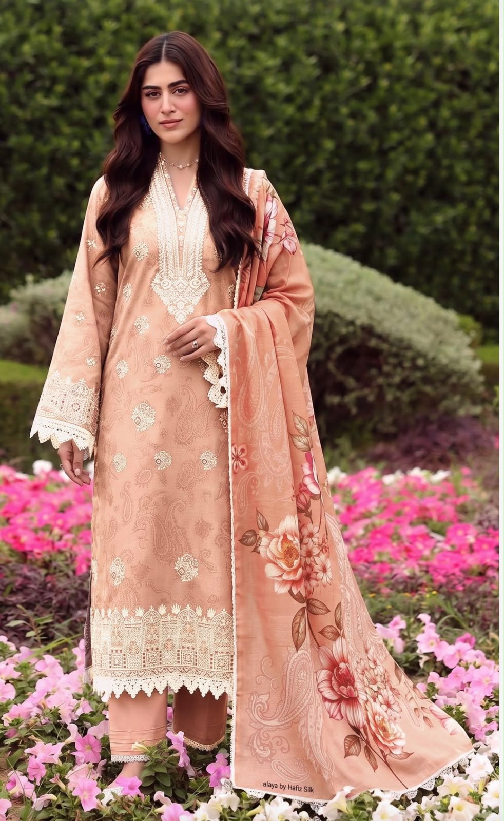 Fancy embroidered 3pc karandi with karandi shawl